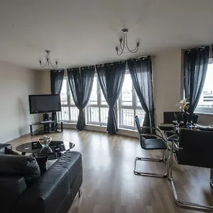 Apartment Centre Orange - Portland Street, Aberdeen
